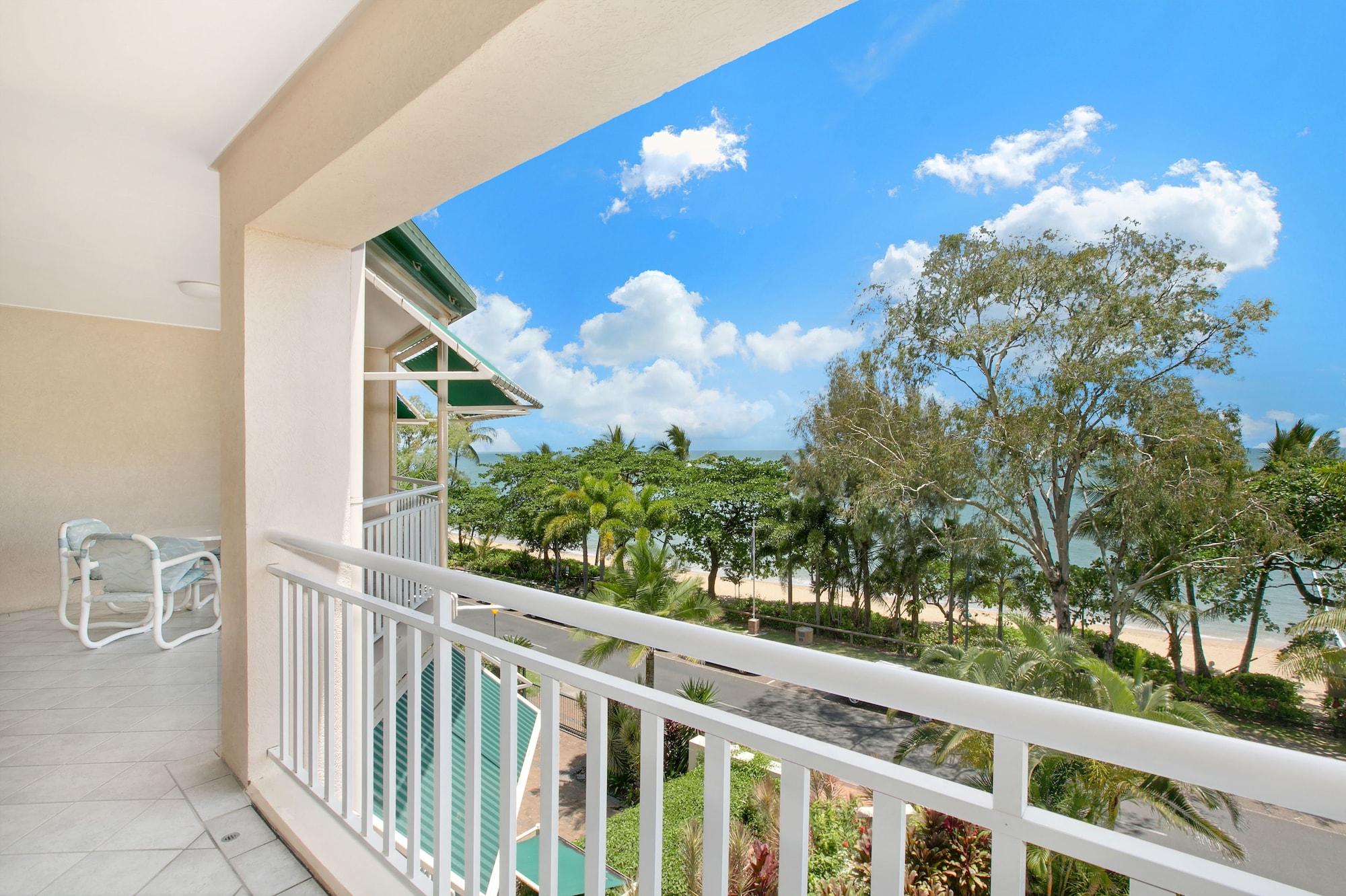 טריניטי ביץ' On The Beach Apartments מראה חיצוני תמונה